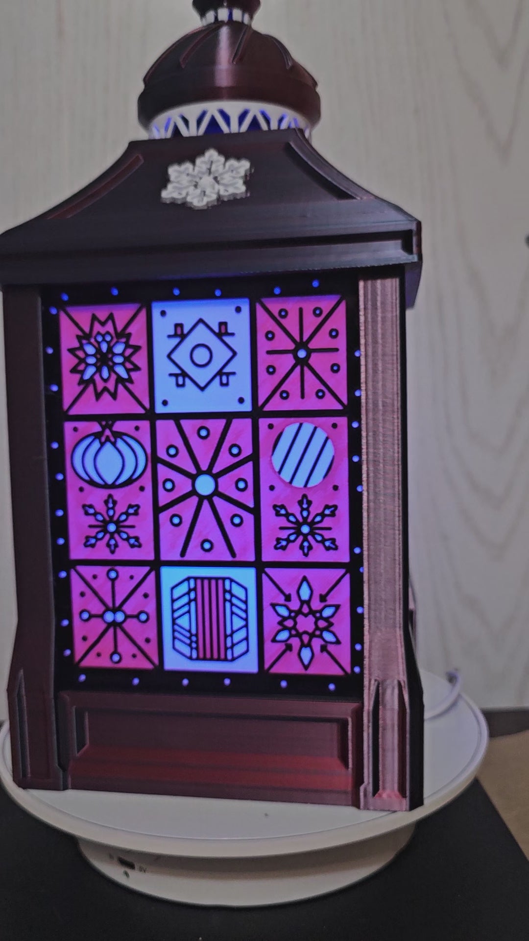 The Arctic Glow Lamp – Winter Lantern Night Light for Cozy Seasonal Decor