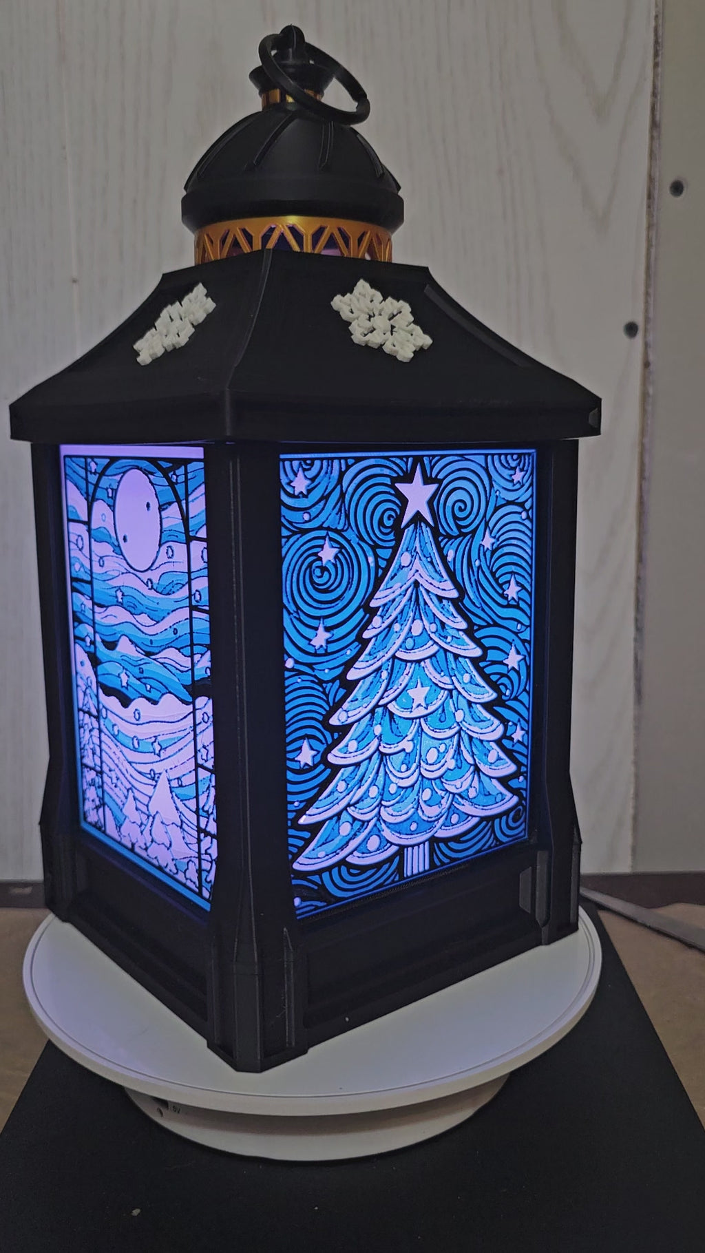 The Arctic Glow Lamp – Winter Lantern Night Light for Cozy Seasonal Decor